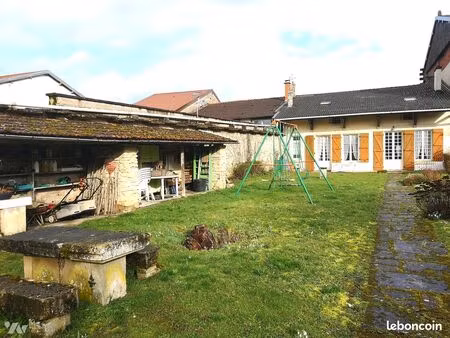 maison 6 pièces 135 m²