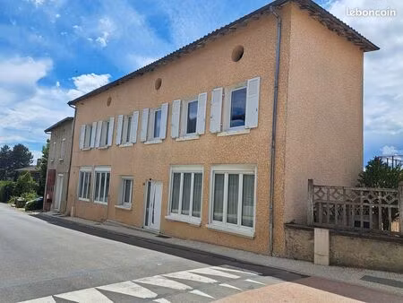 rare sur le secteur : 153 m2 habitables  jardin au cœur du village