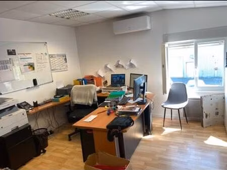 local professionnel avec bureau climatisé- ideal artisan ou pme