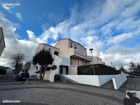 appartement tous commerces