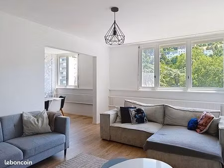 appartement 4 pièces 74 m²