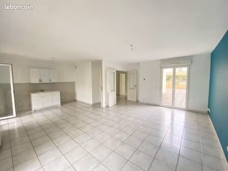 appartement t4 avec terrasse