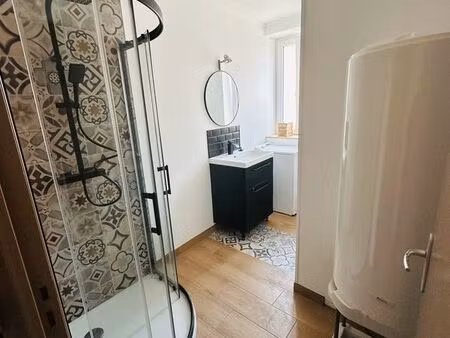 t2 entièrement rénové – 38 m² – centre-ville de cambrai