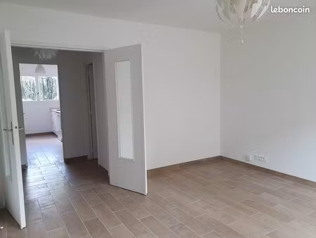 location meublée appartement 3 pièces avec terrasse