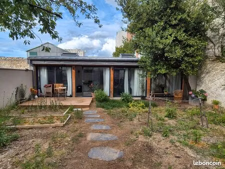 jolie maison paisible 53m2 et 70m2 jardin