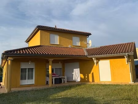 maison de 4 pièces de 150m2