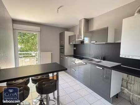 appartement 3 pièces 67 m²