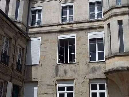 t2 de caractère coeur de ville
