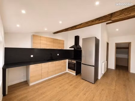 appartement t2 – 50m2 – état neuf – haroué (à côté du château)