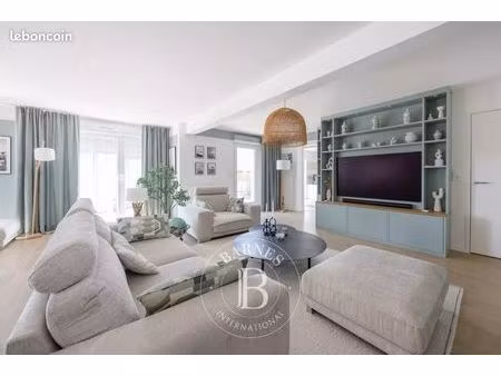 appartement 5 pièces 192 m²