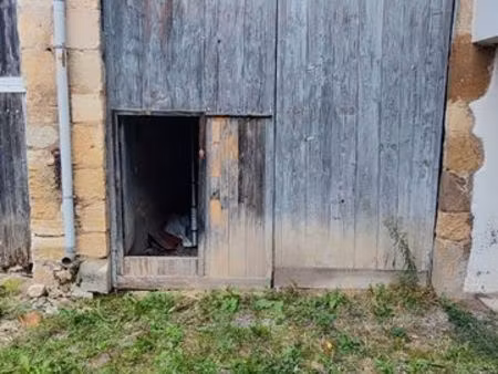 grange en pierre a fort potentiel et terrain