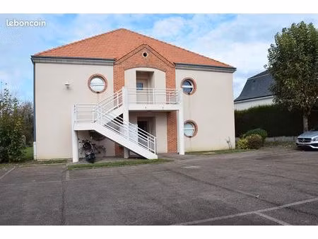 studio 1 pièce 25 m²