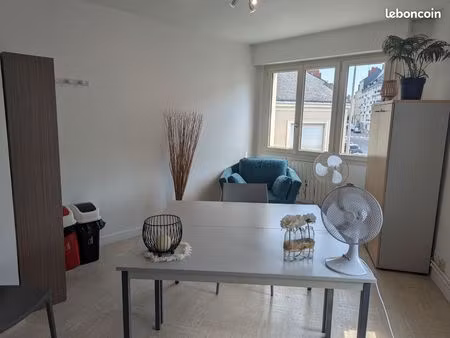 bureau 21 m2 angers gare