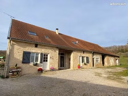 magnifique corps de ferme rénové