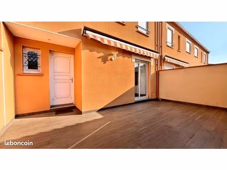 villa 4 pièces 93 m²
