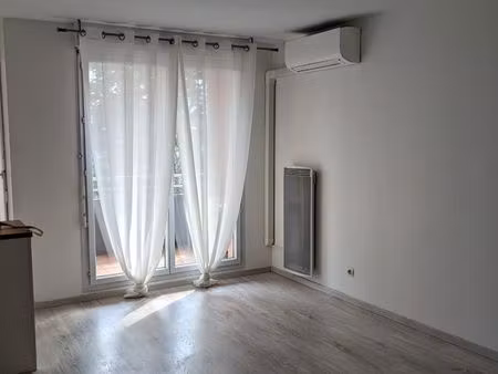 particulier loue appartement