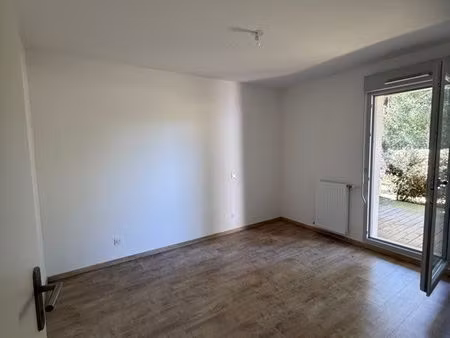 t2 avec grande terrasse  parking et cellier – location vide/ non meublée – toulouse (résid