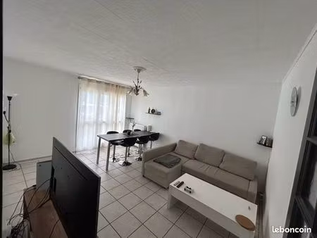 appartement 70m2 dernier étage