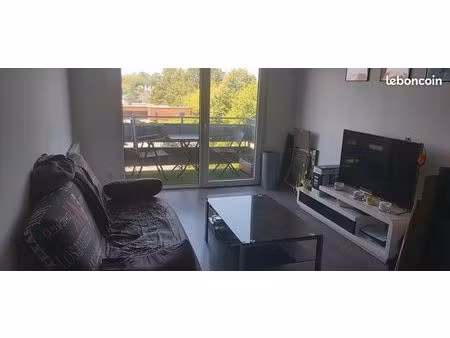 à louer – grand t2 récent de 48 40 m² avec balcon et parking sécurisé – joué-lès-tours