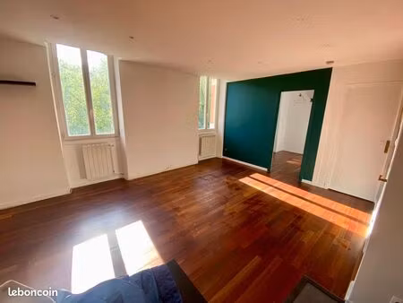 appartement calme vue jardin 50m2