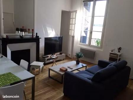 appartement t2 meublé - proximité des halles