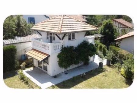 location septembre à juin petite maison étudiant