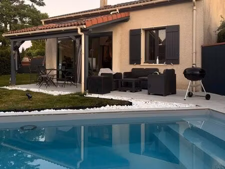 loue maison meublée avec piscine