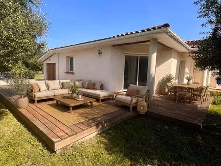 maison plain-pied - 4 chambres - 70 m² de séjour - 3 600 m² de terrain - 10 min langon