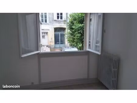 angers hyper centre t2 libre