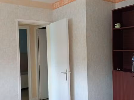 appartement t1bis proche lycées