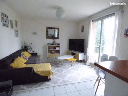 f4 residence avec piscine