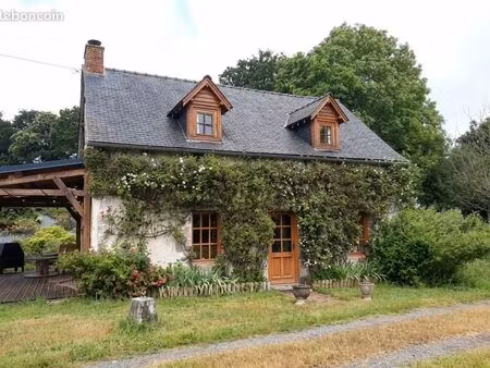maison d’habitation  hangar agricole et 2.7 ha de terrain