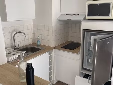 a louer - studio meuble