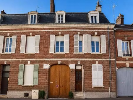 immeuble 2 pièces 122 m²