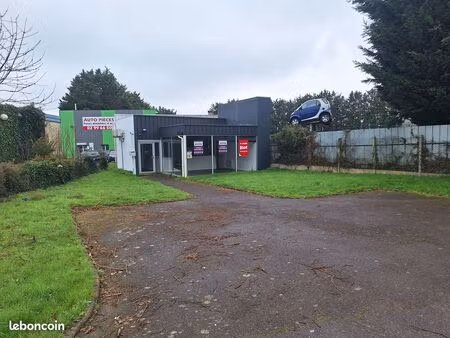 batiment tous commerces pleine visibilité route du meuble