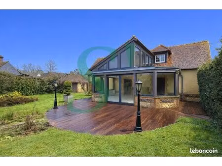 maison 7 pièces 180 m²