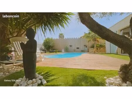 ? frontignan les crozes - 173 m² - 5 chambres - piscine - dpe b