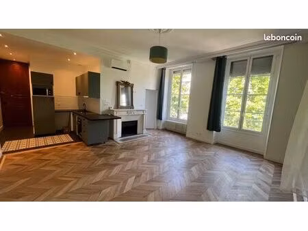 f3 68 m2 rénové et climatisé