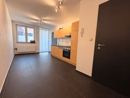 studio à louer avec 1 chambre   liège (vbe40975)
