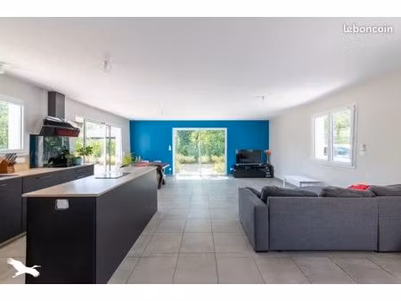 maison 4 pièces 102 m²