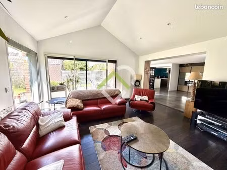 maison 6 pièces 140 m²
