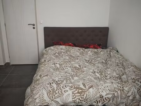 chambre dans un pavillon privé