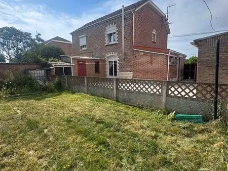 maison semi-mitoyenne de 6 pièces avec jardin  garage et dépendances