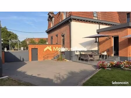 maison 5 pièces 160 m²