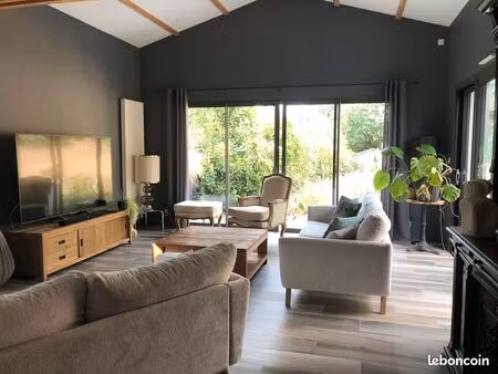 à vendre – maison en pierre rénovée – 136 m² – 3 chambres – dpe b – gorges (44190)