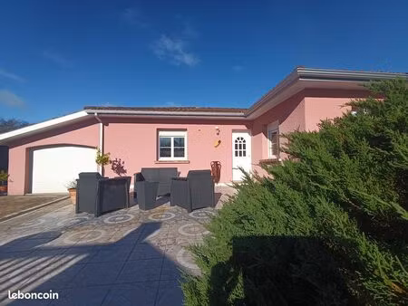 ensemble immobilier avec 2 habitations