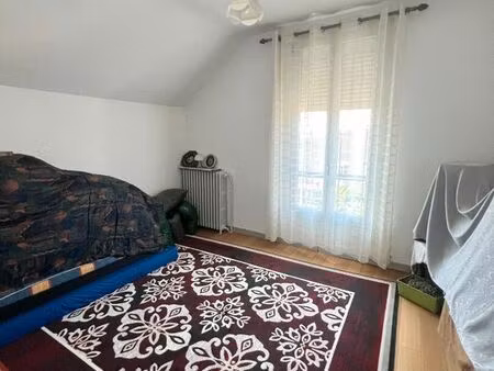 maison 8 pièces 95 m²