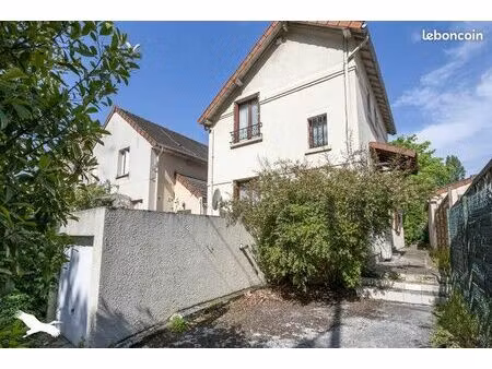 maison 6 pièces 107 m²