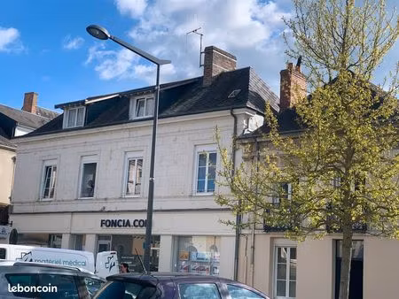 lot 2 appartements centre montval sur loir