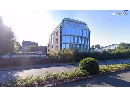 bureaux 225 m²